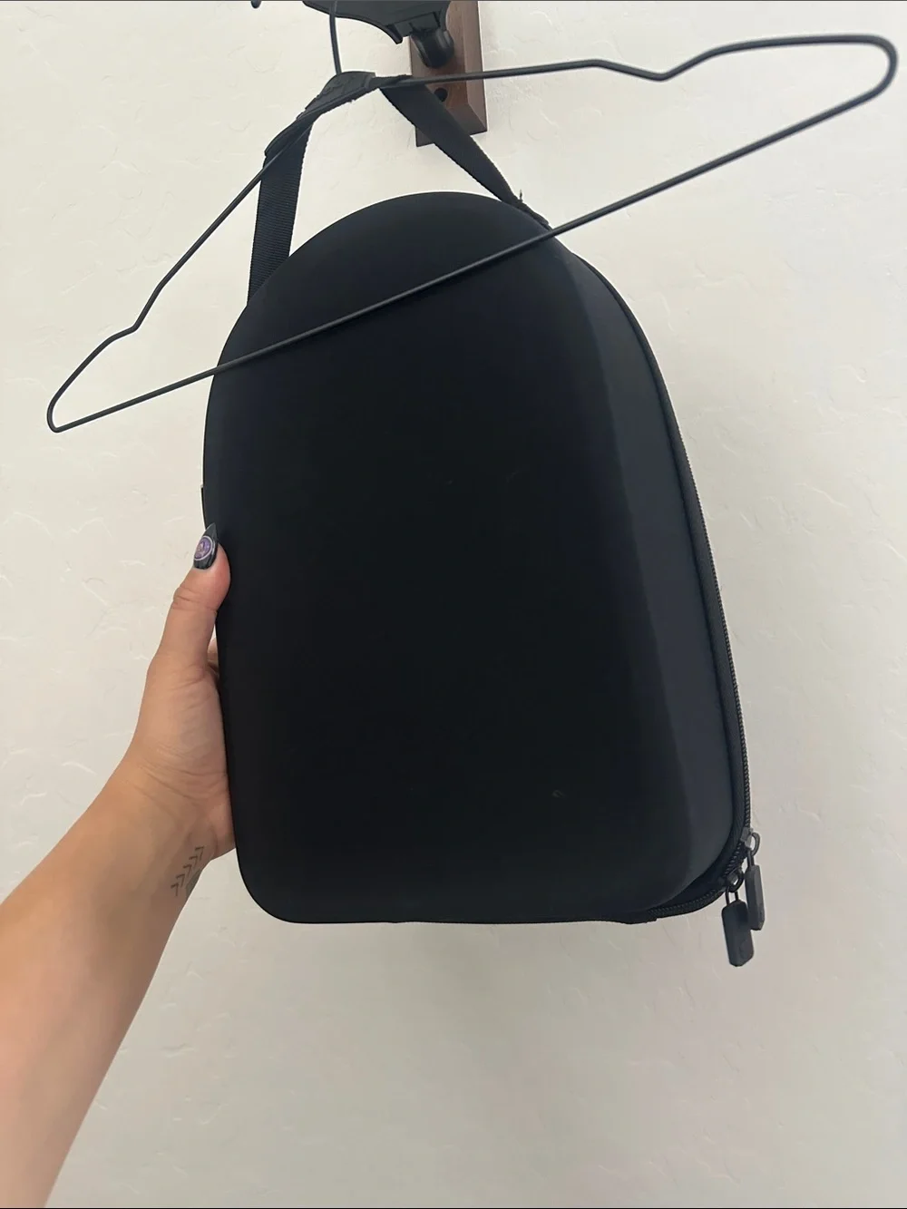 Black Clover compact black